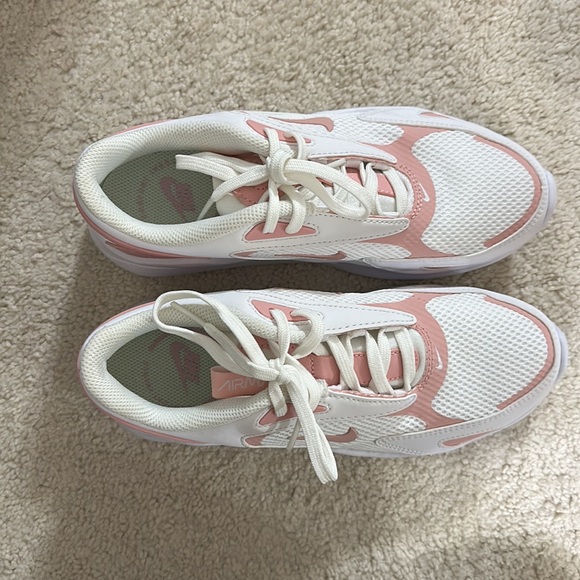 NIKE Air Max Bolt Sneaker - Picture 2 of 4